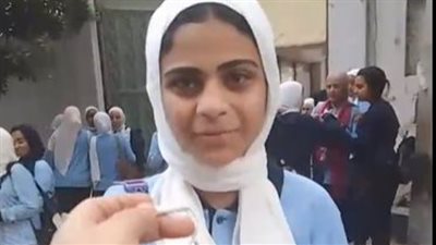 أسئلة النحو غير مباشرة.. آراء طلاب الأول الثانوي في امتحان اللغة العربية| بث مباشر