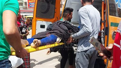 سيارة تصدم مسنة أثناء عبورها الطريق بكفر الزيات في الغربية.. والأمن يضبط السائق