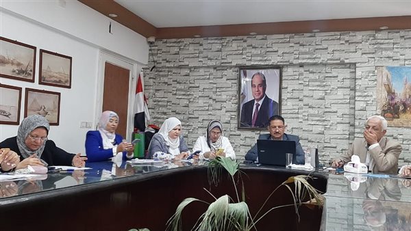 جانب من متابعة تعليم