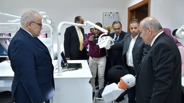 افتتاح مستشفى طب