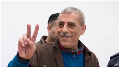 الأسرى الفلسطينيون بسجون الاحتلال يطلقون حملة لنصرة أسير مصاب بالسرطان 