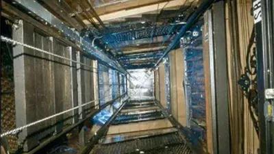 تفاصيل إصابة 7 أشخاص بالاختناق داخل أسانسير في العاصمة الإدارية بالوادي الجديد| أسماء