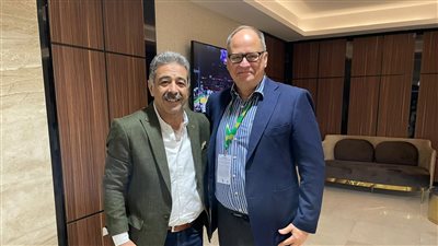 أبو فريخة يجتمع برئيس لجنة الحكام بالاتحاد الدولي لكرة السلة