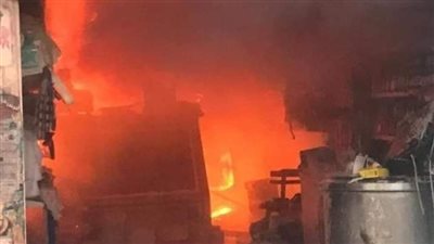 ندب الأدلة الجنائية لمعاينة حريق سوبر ماركت فى الإسكندرية 