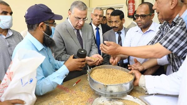 محافظ سوهاج يتابع