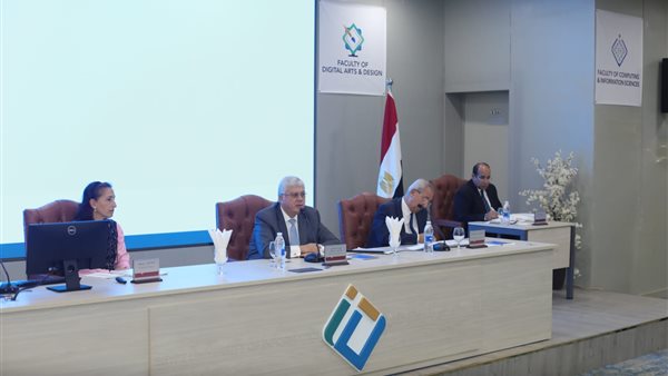 اجتماع وزير التعليم