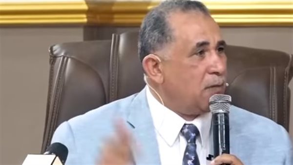 نقيب المحاميين