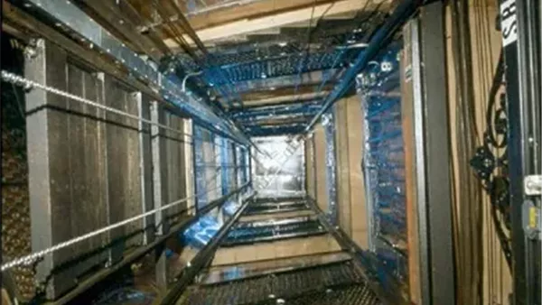 مصعد- أرشيفية