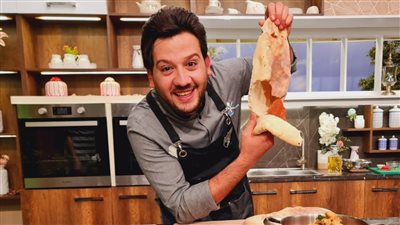 طريقة عمل العيش الشامي للشيف محمد حامد.. وصفتين بالحليب والزبادي 