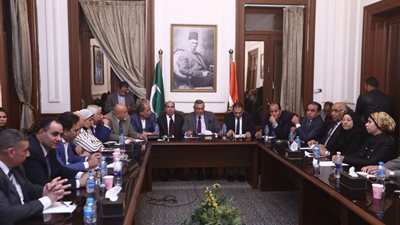 بعد مطالبتهم برحيل يمامة.. أعضاء بعليا الوفد يطالبون بعقد اجتماع طارئ بمقر الحزب غدًا السبت