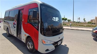التذكرة بـ 6 جنيه.. ربط مدينة العبور بمحطة القطار الكهربائي LRT عبر خطوط أتوبيسات جديدة 