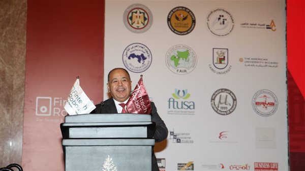 وزير المالية 