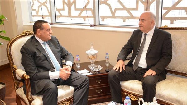 وزير التنمية المحلية