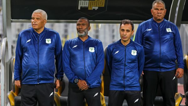 الجهاز الفني لفريق