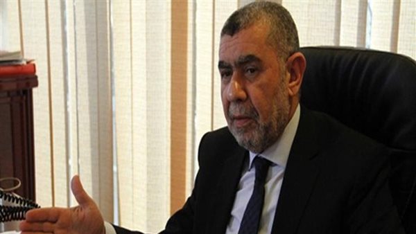 الدكتور أحمد العزبي