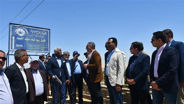 محافظ الفيوم يستقبل