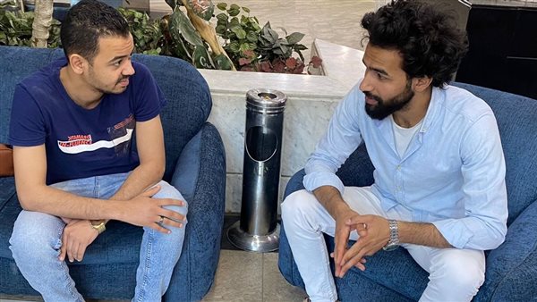 صحفي القاهرة 24 مع