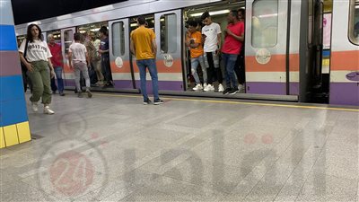 عودة الحركة للخط الثاني لمترو الأنفاق بعد توقف دام 20 دقيقة بمحطة الدقي 