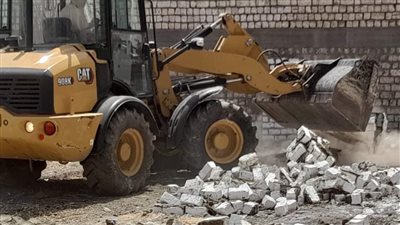 إزالة فورية لحالات تعدٍ بالمباني بمدينة إطسا بالفيوم| صور