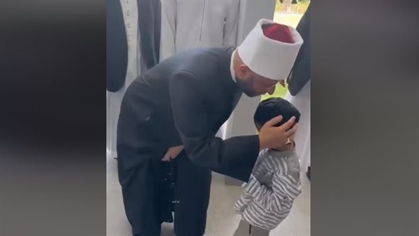 أسامة الأزهري يقبل