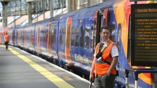 عمال السكك الحديدية