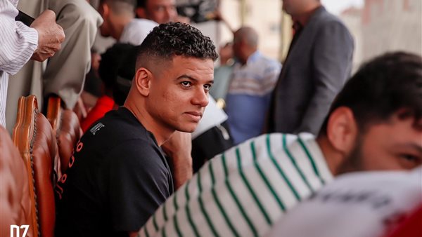 لاعبو فيوتشر خلال