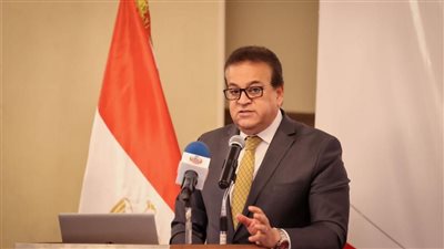 وزير الصحة يقرر تغيير رئيسي قطاع الطب العلاجي والمؤسسات العلاجية