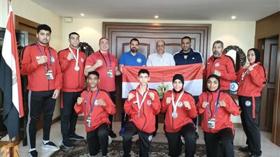 سفير مصر بتايلاند يستضيف بعثة المواي تاي على هامش بطولة العالم للكبار