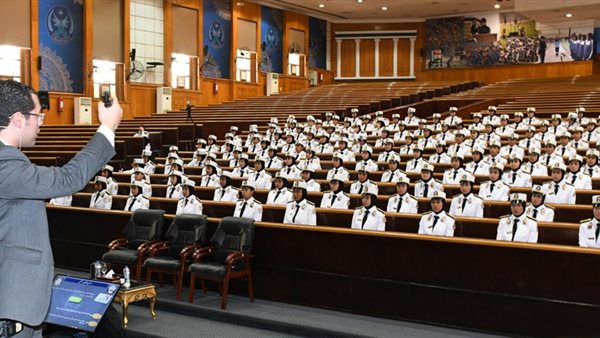 أكاديمية الشرطة تستضيف