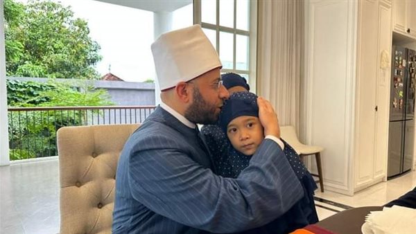 الدكتور أسامة الأزهري