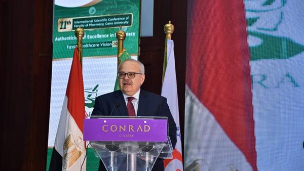 رئيس جامعة القاهرة