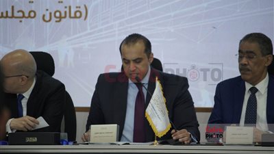 محمود فوزي: القائمة النسبية تقضي على الأحزاب الضعيفة