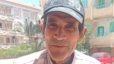 عامل نظافة بدمياط يعثر على 15 ألف جنيه ويعيدها لصاحبها: بخاف على ولادي من الحرام | بث مباشر