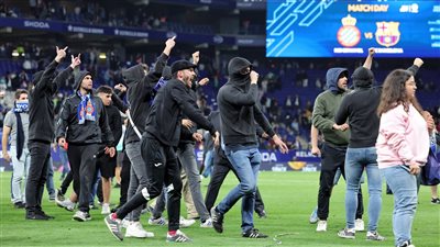بعد الفوضى أمام برشلونة.. الليجا تعلن عقوبة جماهير إسبانيول