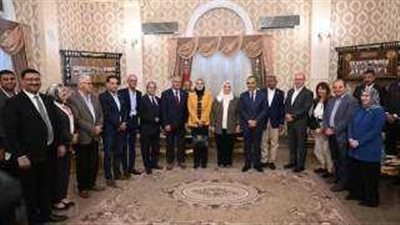 وزيرة التضامن والسفير الكندي بمصر يفتتحان أول مركز متخصص لتنمية الموارد البشرية بالمنيا | بث مباشر 