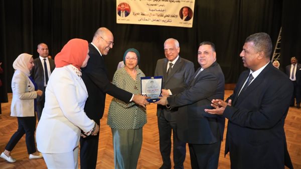 محافظ الجيزة 