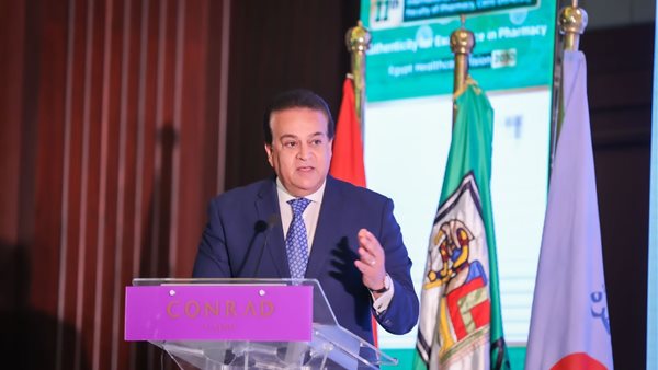 الدكتور خالد عبدالغفار