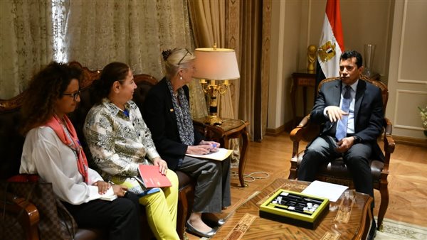 أشرف صبحي مع ممثل