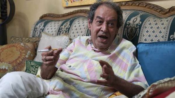 الشاعر مجدي نجيب