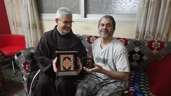 عمرو محمد علي مع