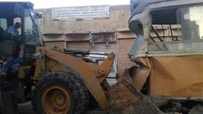 دهسه بـ لودر.. سائق يقتل مهندسًا بسبب خلافات العمل في التجمع