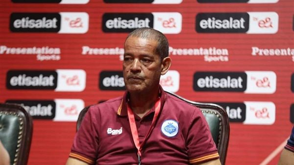 مصطفى مزار مدرب يد