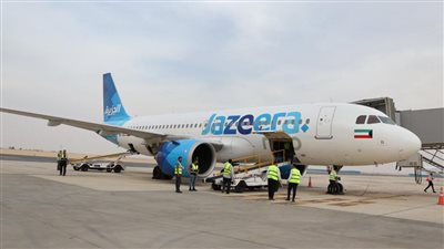  167 راكبا.. مطار سفنكس الدولي يستقبل أولى رحلات شركة طيران الجزيرة القادمة من الكويت |صور