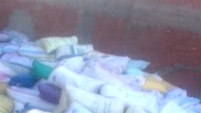 ضبط 200 طن قمح قبل بيعها في السوق السوداء بالشرقية | صور