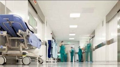 تسمم غذائي لـ 8 سودانيين من أسرة واحدة في مدينة أكتوبر 