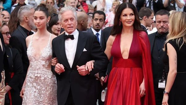 النجوم في مهرجان