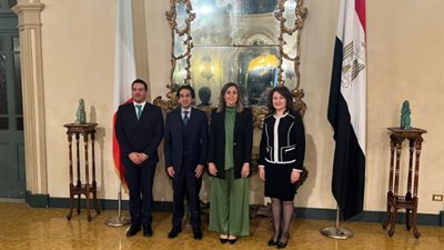 وزيرة الثقافة تلتقي سفير مصر في إيطاليا لبحث مجالات التعاون الثقافي المشترك