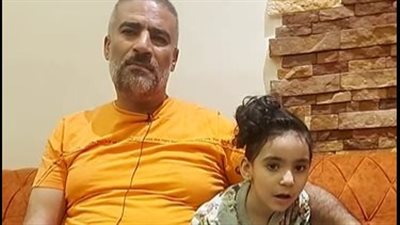 أب ببورسعيد يستغيث: بنتي عندها مرض نادر وعلاجها محتاج 730 ألف دولار| بث مباشر