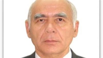 لتعليم اللغة العربية لغير العرب.. طاجيكي يُعدّ معجما من 150 ألف كلمة بمفرده 