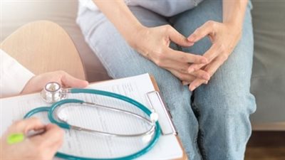 أفضل علاج للبواسير.. الكمادات والمخدر الموضعي